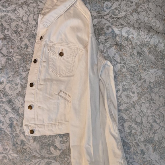 Old Navy White Cropped Jean Jacket - Picture 5 of 5